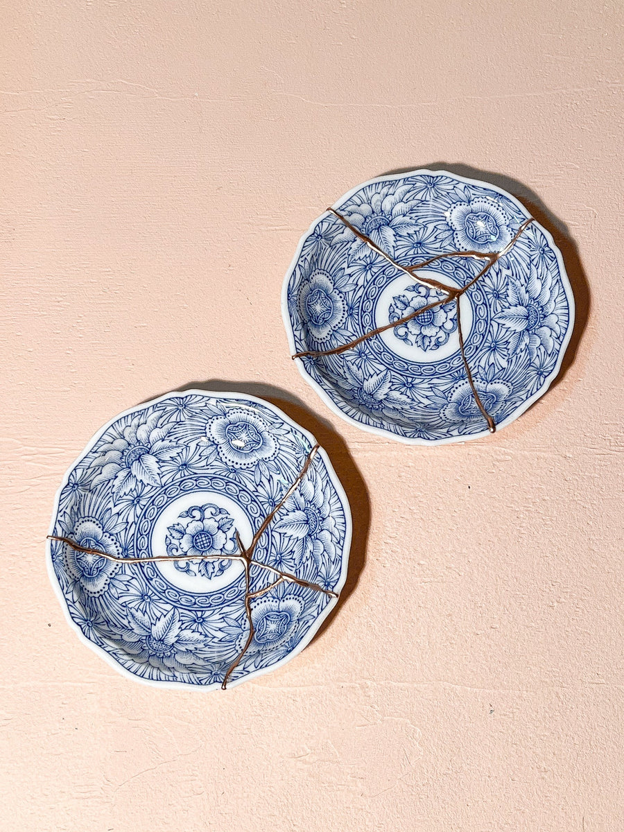 Kintsugi Blue & White Porcelain Trinket Dish 02